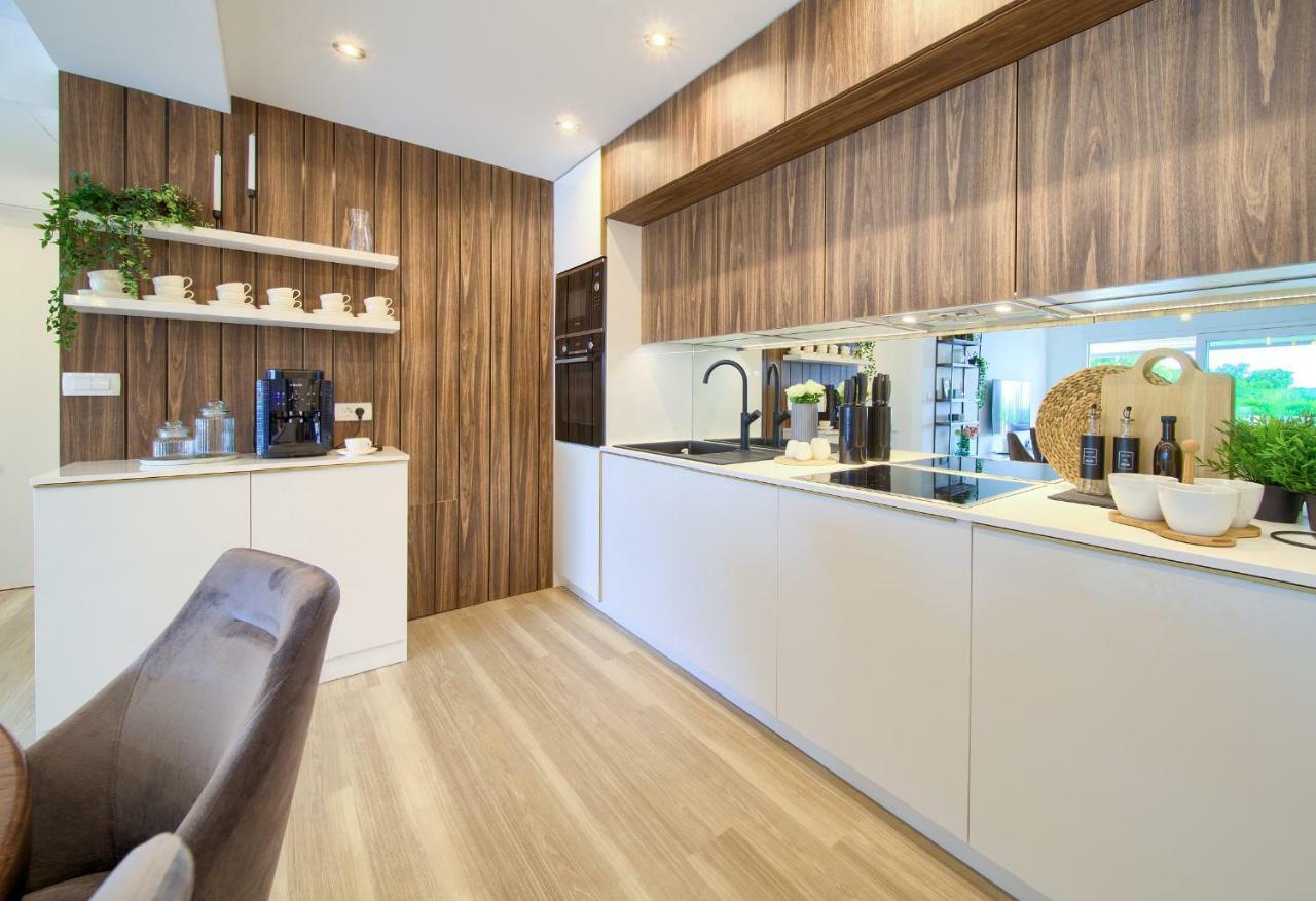 Holiday Home Elegant Vrh  Zewnętrze zdjęcie